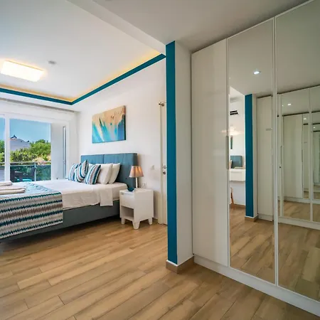Mavi Ruya - Modern Ground Floor Duplex With Private Pool & Xl Outdoor Appartement