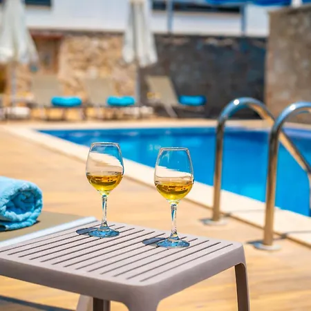 Mavi Ruya - Modern Ground Floor Duplex With Private Pool & Xl Outdoor *