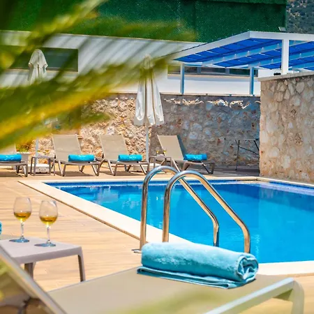Mavi Ruya - Modern Ground Floor Duplex With Private Pool & Xl Outdoor