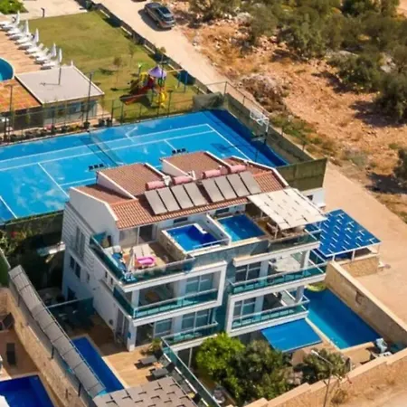 Mavi Ruya - Modern Ground Floor Duplex With Private Pool & Xl Outdoor Daire *