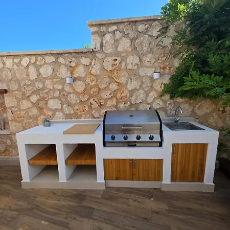 Mavi Ruya - Modern Ground Floor Duplex With Private Pool & Xl Outdoor