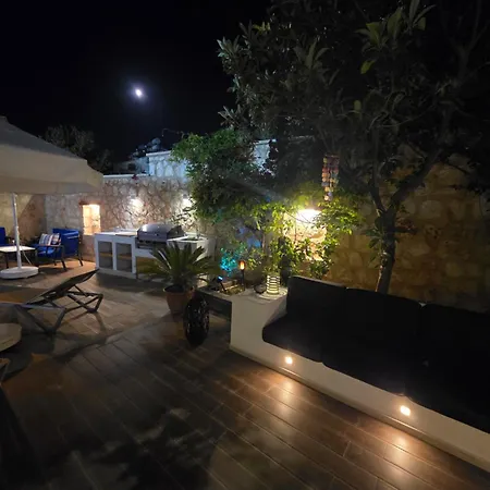 Mavi Ruya - Modern Ground Floor Duplex With Private Pool & Xl Outdoor Appartement Kalkan