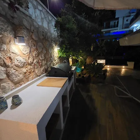 Mavi Ruya - Modern Ground Floor Duplex With Private Pool & Xl Outdoor Appartement